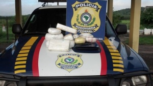 Rapaz de 21 anos é preso com oito quilos de cocaína em Miranda