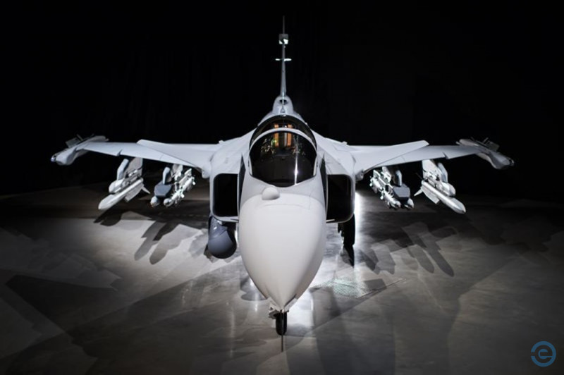 Conheça o caça que é a nova dor de cabeça de Lula